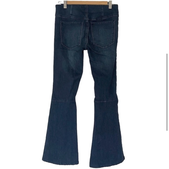 FREE PEOPLE Penny Pull-On (no fly) Flare Jeggings - Picture 4 of 7